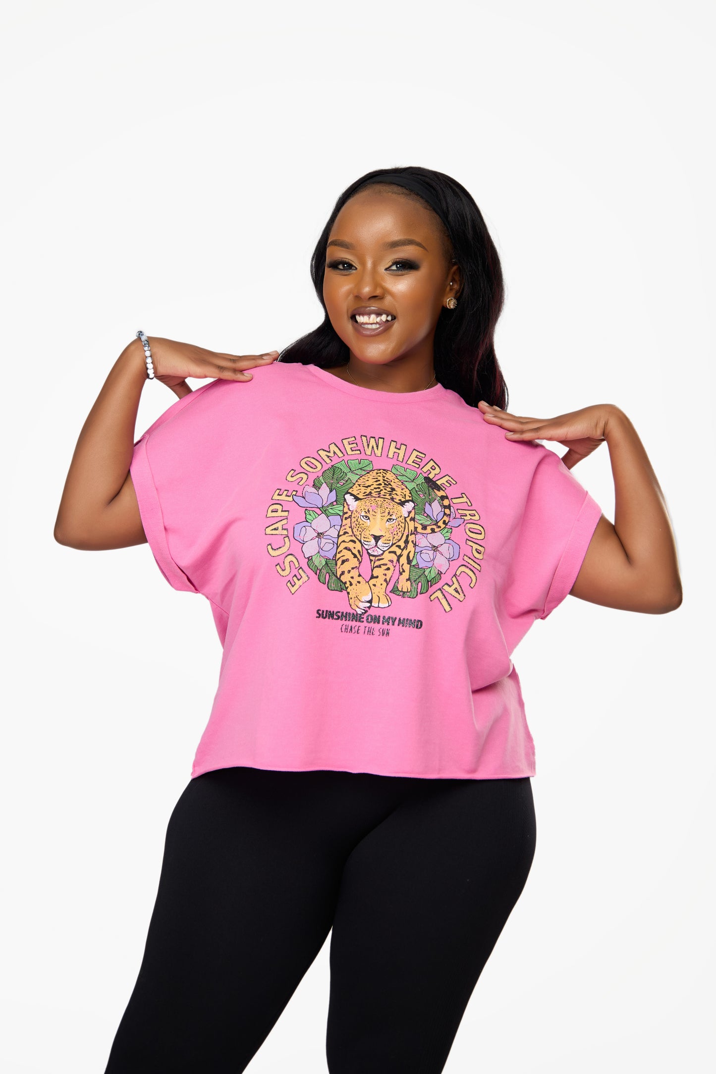 ONLY Lucinda Short Sleeve Tropic Box Sweatshirt