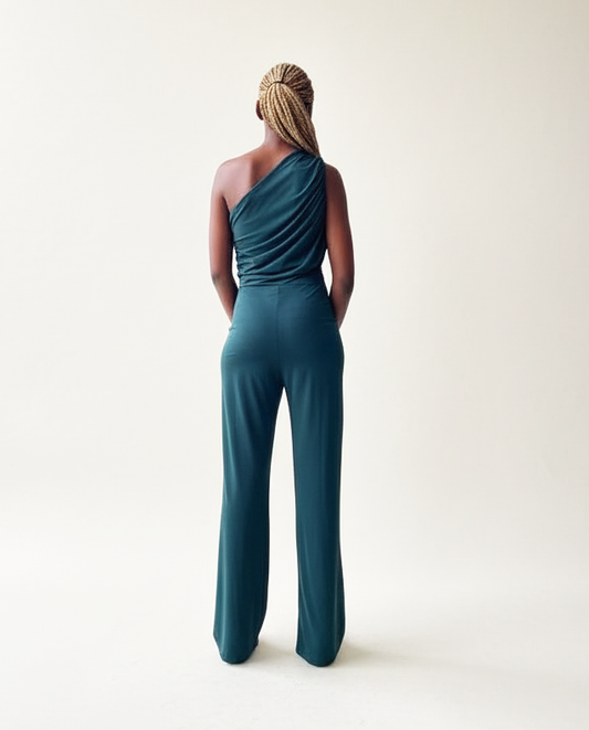 PRETTYLITTLETHING Petite One Shoulder Ruched Jumpsuit